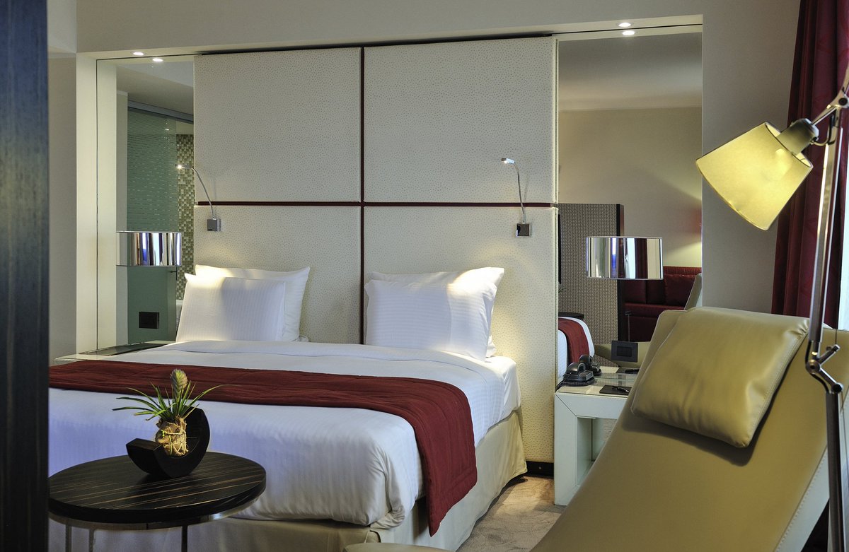 PullmanKinshasa's tweet photo. Votre chambre est prête ! Il ne manque plus que vous pour apprécier le confort de cette dernière.
#PullmanKinshasa #Comfort #Kinshasa https://t.co/OSvLgaO3wI
