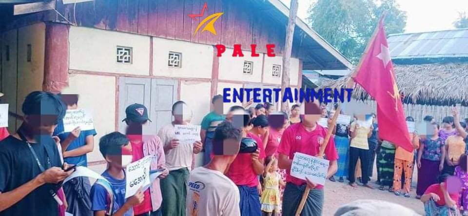 Rural Villagers from southern part of Salingyi Township, Yinmarbin District, Sagaing Region staged a protest in defiance of terrorist regime this evening.  #HelpKayah #WhatsHappeningInMyanmar #June11Coup #MilkTeaAlliance