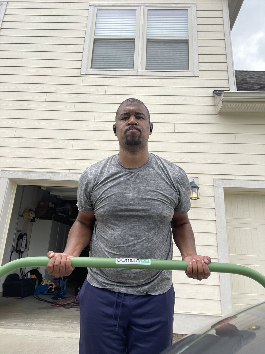 ThatsMrWhite's tweet photo. Day 4️⃣4️⃣3️⃣!! Listened to my body and walked my 2 miles today. Then did abs and upper body. Let’s go!! @KimSandFit31 @shellfarmer @FitasaMamaBear @DavidTWGoliath @YouCantUntil @JacksWeightLoss @irishlifter18 @Dallas_In_DC @packersfan86 @mikeruic52 #ChaseYourInfinity https://t.co/dFNy2W9jSM