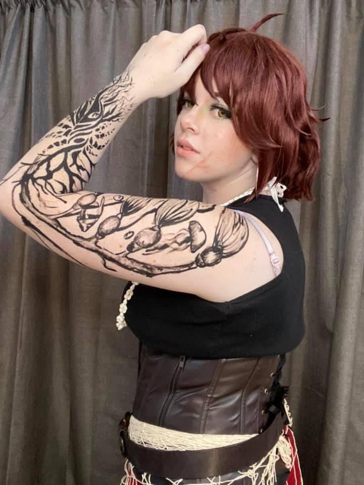 GravityCosplays's tweet photo. Y’all it’s been a year since I cosplayed Pirate Elm 😱🥺 I need to get back into her! 

#rwbypirates #elmederne #rwby #aceops https://t.co/j31JEyg4pa