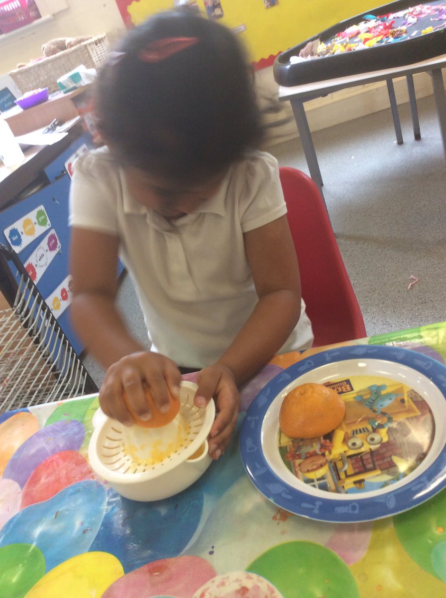 MrsBrothwell's tweet photo. What a fantastic first week back in Nursery! Tea for two, making our own fresh orange 🍊 and Flamenco 💃 dancing! Well done Nursery #gilberts #EYFS https://t.co/nV6OTRZxg7