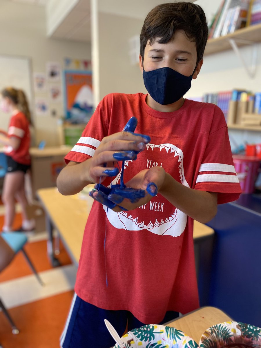 BISCLPYear6's tweet image. Is your child coming home with a clean, dry camp tee? They’ve not had a good enough time! 🧽🚿💧🌞👕🙌🏼 @BISCLincolnPark