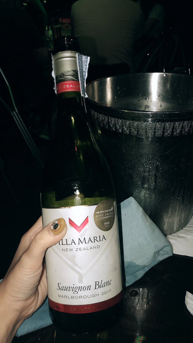 ityfasutendii (@cleosagra) on Twitter photo 