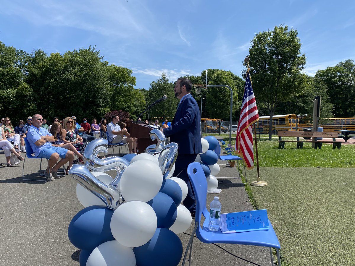 astory18's tweet photo. Congratulations to our 5th graders! A beautiful day for Step Up! https://t.co/mf6qo3YsW5