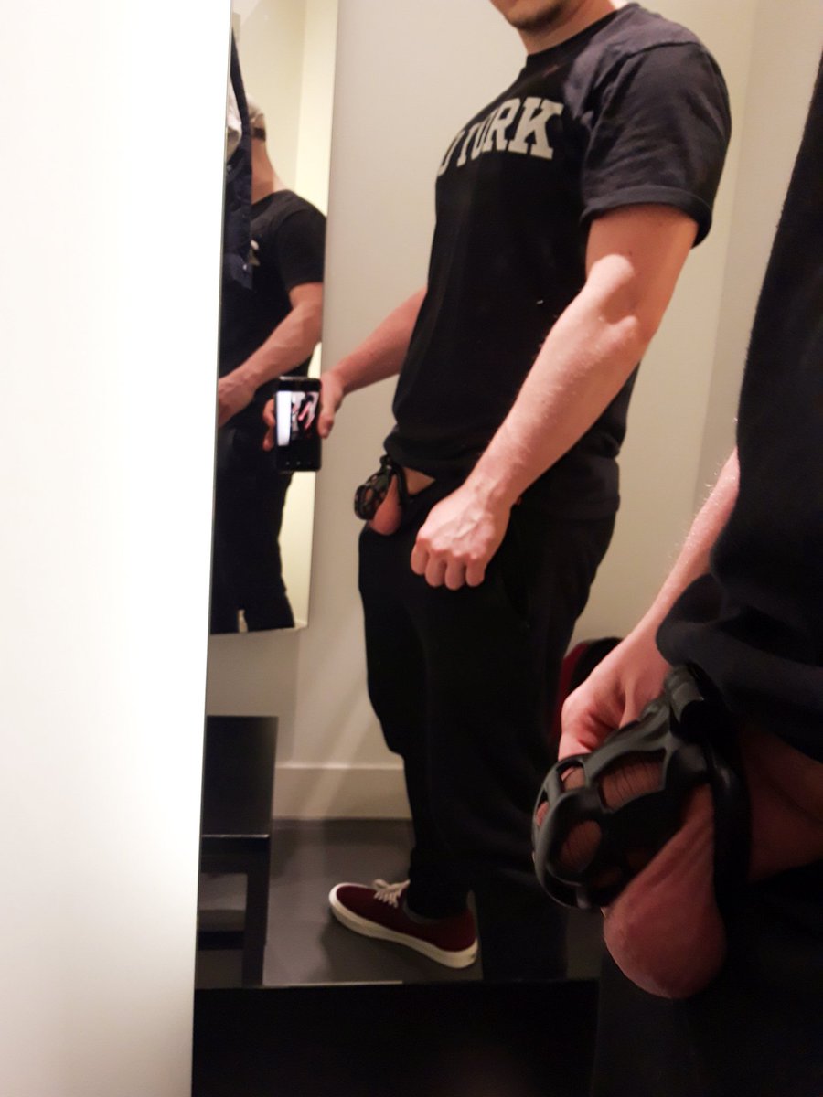 LockedSub7's tweet photo. Day 28/31 🔐😈
Hey guys, so today I'm #lockedup and #orgasmfree for 4 weeks! I'm so horny I check out every guy that passes me. Even while writing this my #dicklet tries to get hard.
The funny thing about all this? I fucking love it😈

So I decided to stay locked 🤤🥰 https://t.co/xedJ56buiE