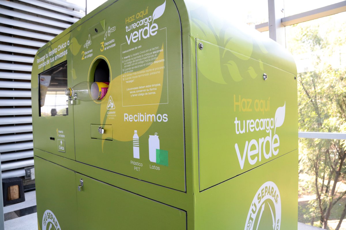 metrodemedellin's tweet photo. El horario ⏰ de servicio de las máquinas de #RecargaVerde es de lunes a sábado, de 6:00 a.m. a 9:00 p.m., y domingos y festivos, de 9:00 a.m. a 8:00 p.m.

Por cada lata de aluminio 🥫 , botella de PET verde o de PET convencional 🍶, recibes 50 pesos de saldo para tu #Cívica. https://t.co/3jKEgC2ZGE