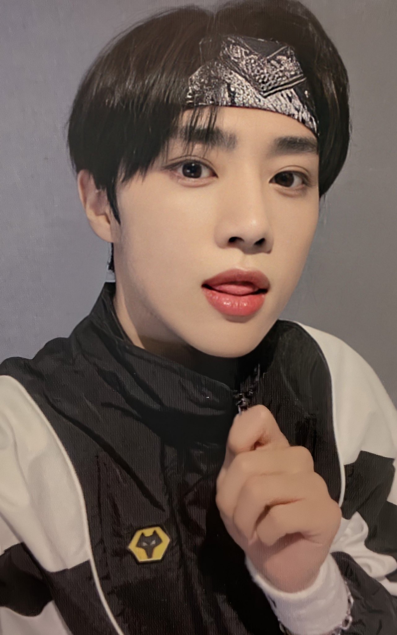 The boyz Sunwoo reveal MMT mymusictaste POB preorder
