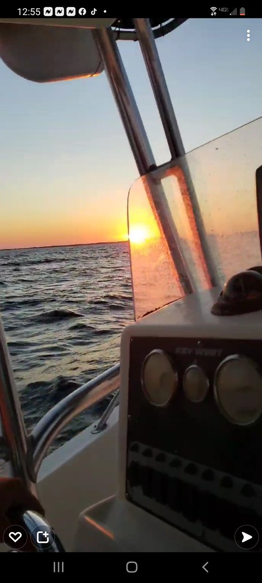 cyates1993's tweet photo. I was on a boat that day https://t.co/ohv24fBnpy