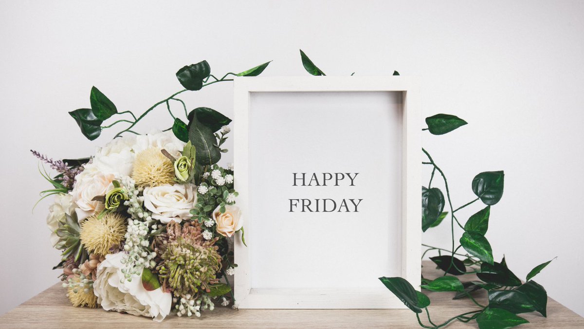 az_hear's tweet photo. Happy Friday AHC Family! The Arizona Hearing Center team wishes you a wonderful day. Have a great weekend!
#azhear #hearinghealth #eardoc #ahcfamily #funfriday #hearingawareness #hearingloss #betterhearing #azhearing https://t.co/6PAAKbbUJ5