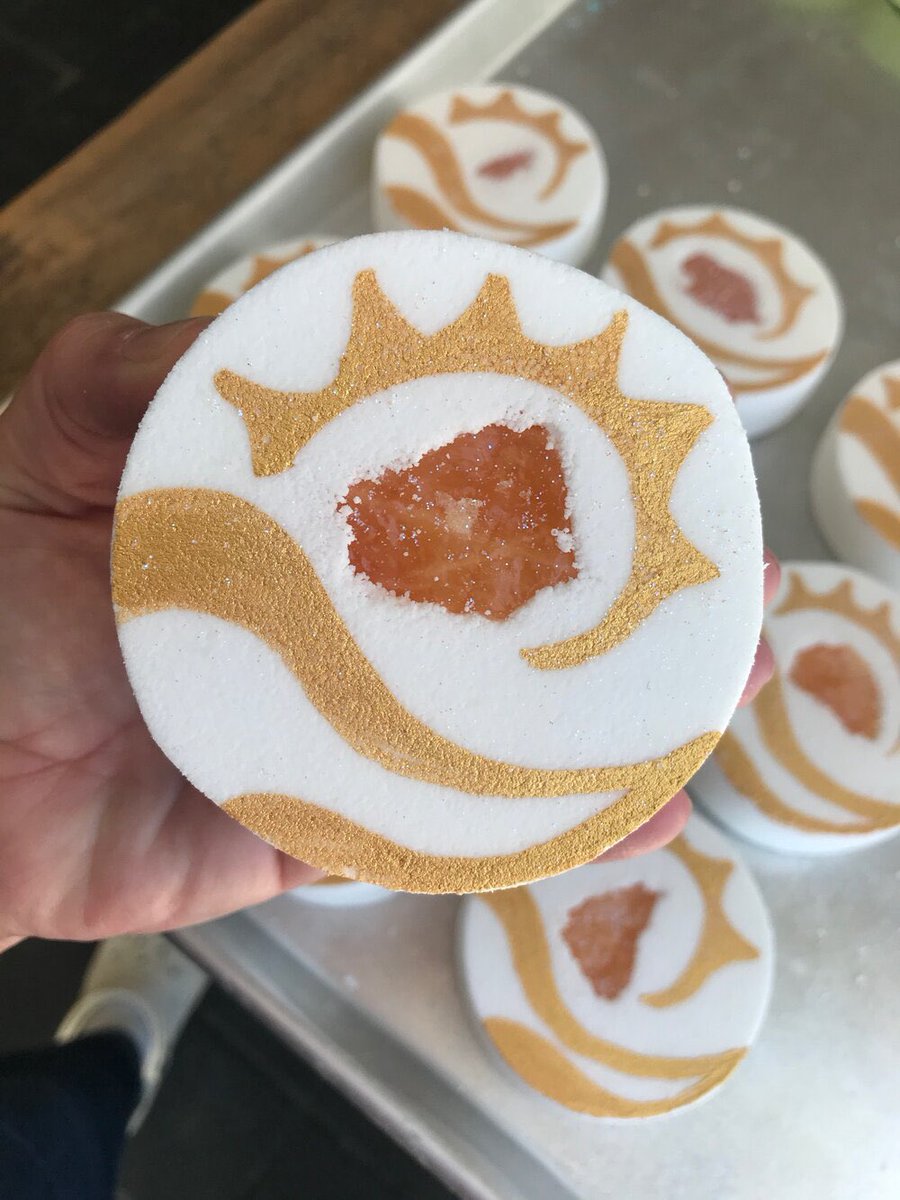 NYASHOPPE's tweet photo. Just added some beautiful bath bombs to the site - https://t.co/kC3dXzNCOx https://t.co/n98YZUvRzs