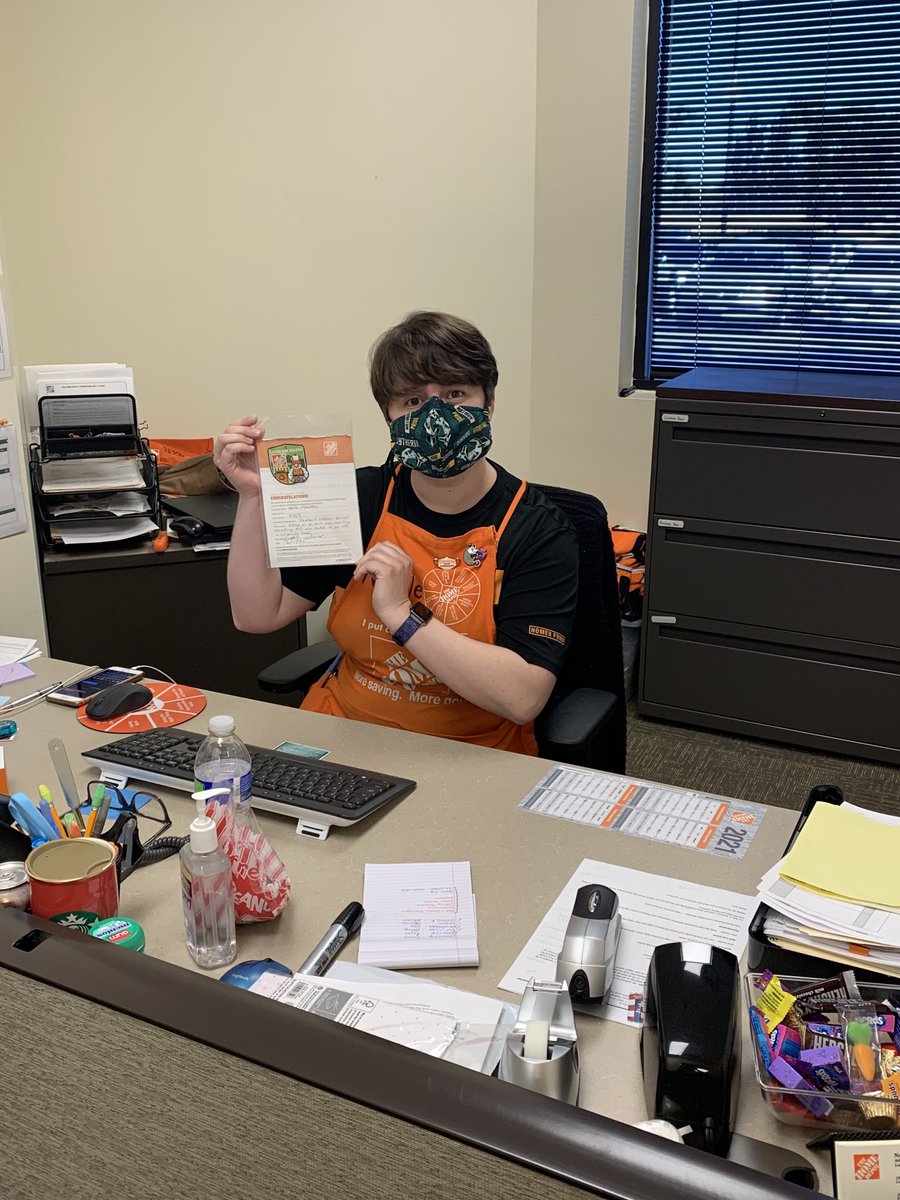 Had to shout out our admin here at 5363. She executed an awesome success share celebration and handling travel for some associates. With the amount of work on your plate you kept a smile. You have been a rock star thank you for the excellent customer service Noelle Mahaffey. ⁦