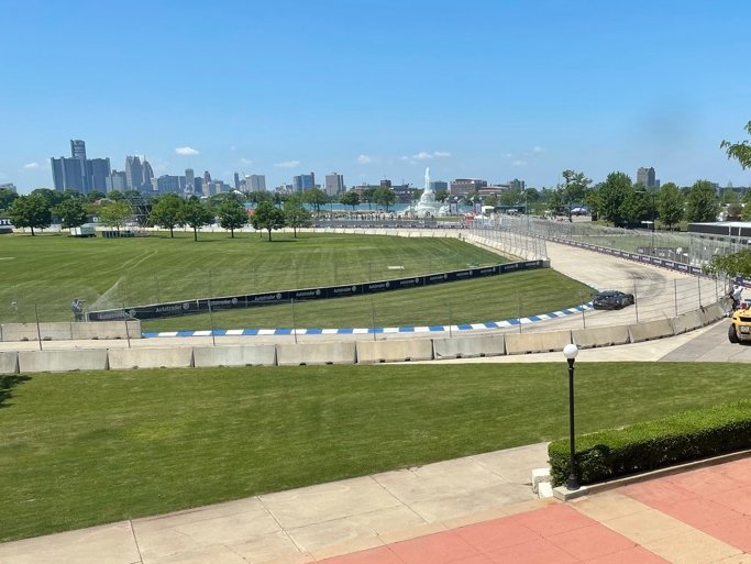 detroitgp's tweet photo. In case you were wondering, here's the view from the @CityWindsorON Media Center at the #DetroitGP.
#IMSA // #AdminLife https://t.co/lNIzqTW71l
