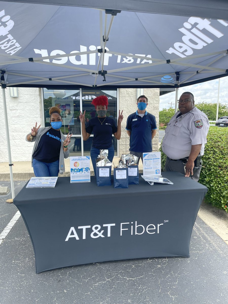 FIRST NET FRIDAYYYYY 👑🤑🤑🤑 

First one of the day! ❤️🙏🏽 #LifeatATT