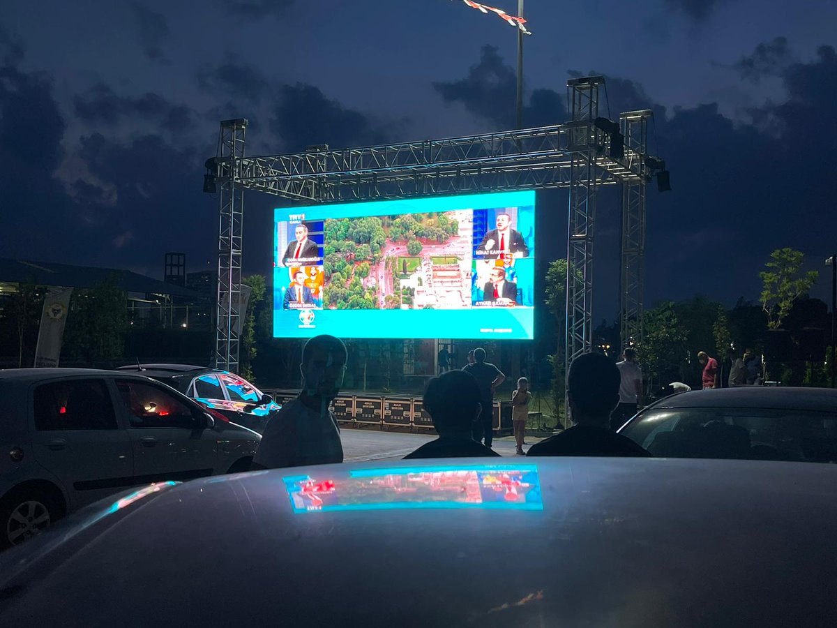 Küçük büyük Yüreğir Millet Bahçemizde tek yürek olduk, maça hazırız.🇹🇷

#BizimCocuklar #EURO2020