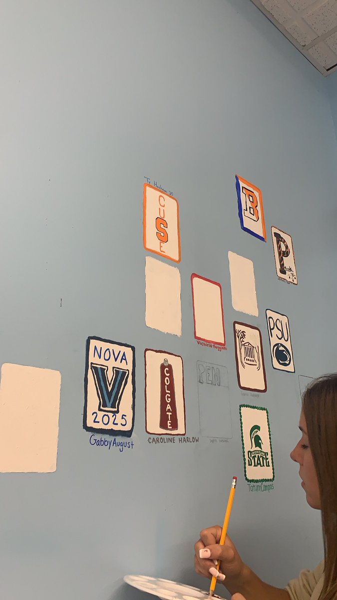 RosenbloomTMS's tweet photo. Artists at work…let’s gooooo @gianna_racioppi @reneelioudakis! AP Stat cards coming back this year! @RacioppiDawn @scottmelski_2 @ColinMullee @MiddsouthNation @MTPSpride https://t.co/bjRnHEfNsW