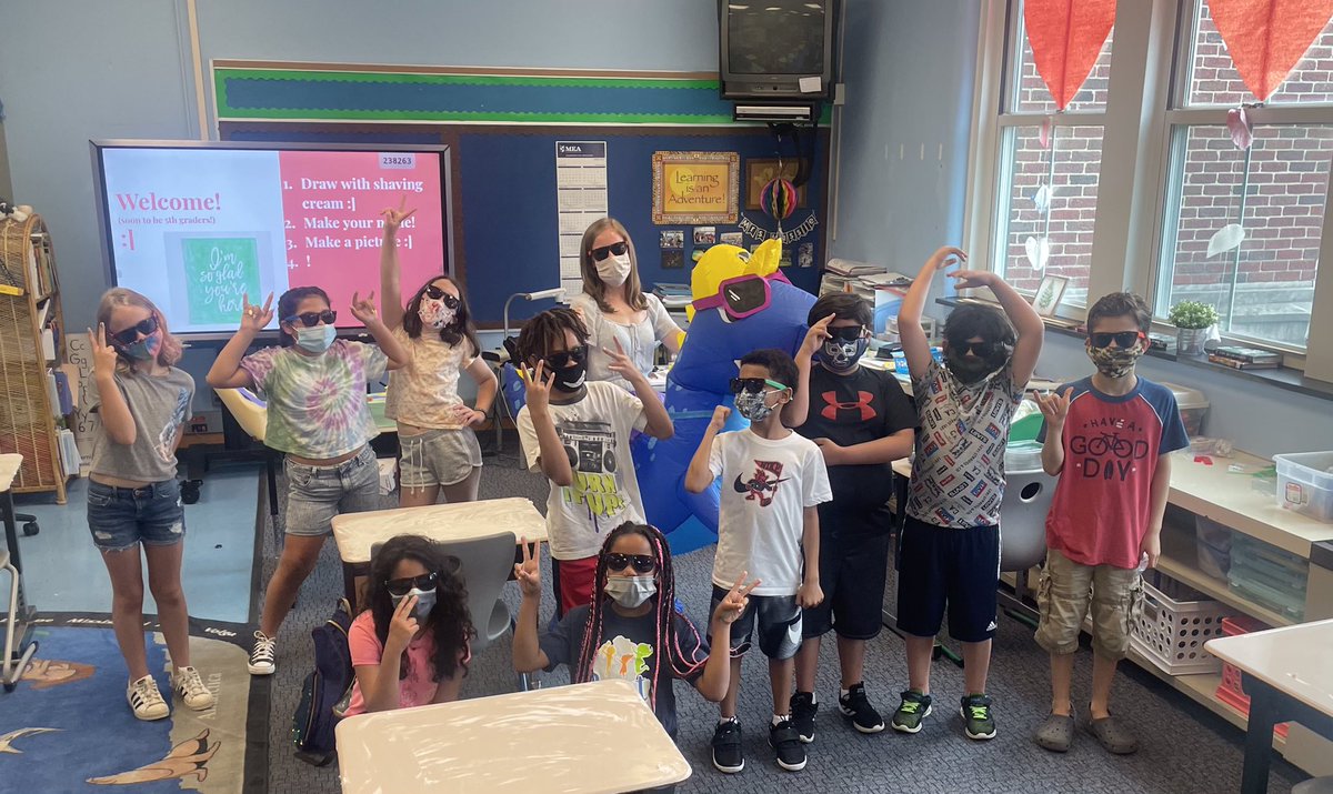 Looping with my class and teaching 4th grade has been a blessing this year!!! Love my teaching partner and all our kiddos. #onlywb #roosevelt2021 #WBLastDay2021 <a href="/WBSDHuskies/">Roosevelt</a>