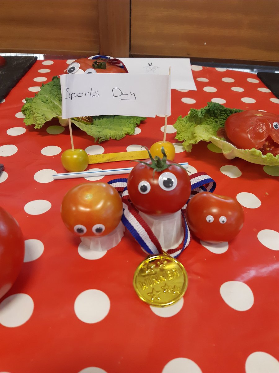 Danworkcatering's tweet photo. Over at Alconbury all sorts of tomato related  shenanigans are going on ! @EdwardsandBlake @elioruk @VegPowerUK #EatThemToDefeatThem https://t.co/LtX9YfOxQ3
