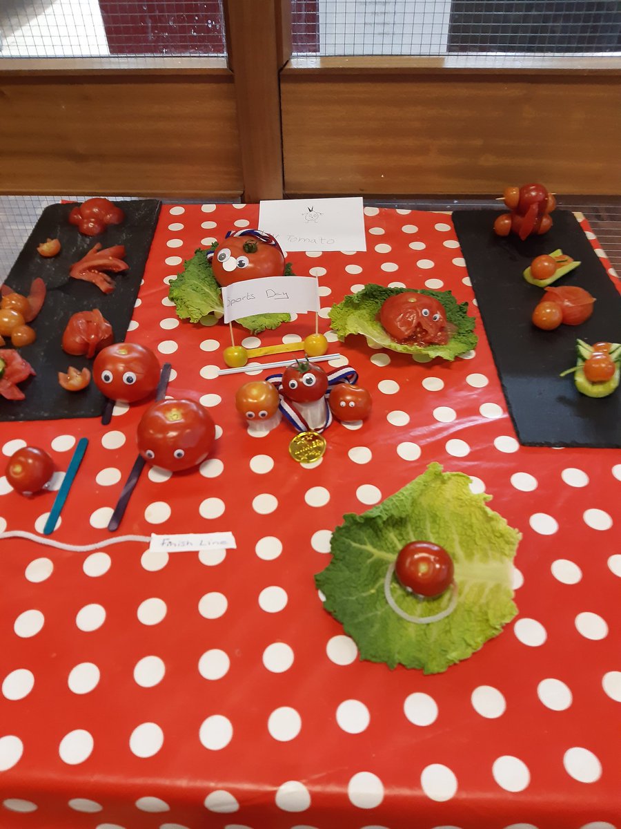 Danworkcatering's tweet photo. Over at Alconbury all sorts of tomato related  shenanigans are going on ! @EdwardsandBlake @elioruk @VegPowerUK #EatThemToDefeatThem https://t.co/LtX9YfOxQ3