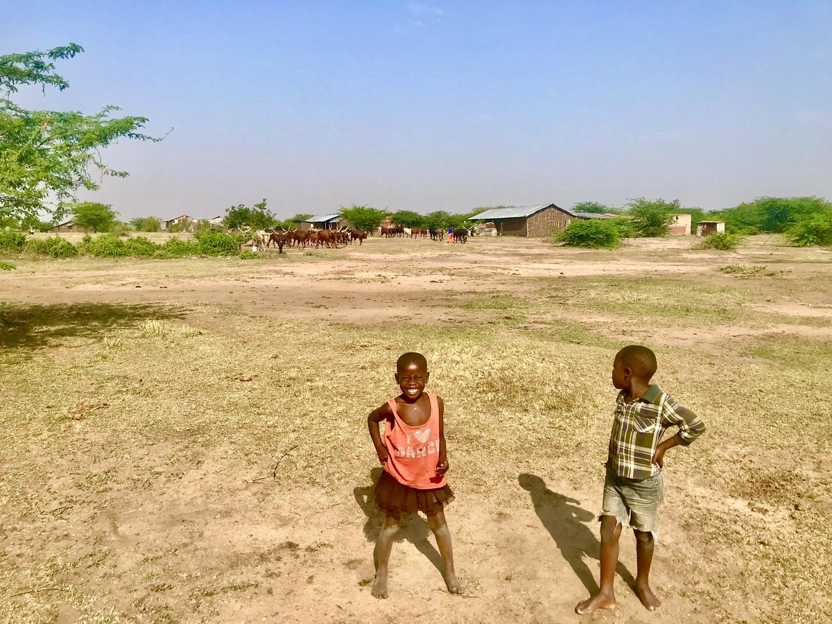 #LeavingUganda 10/10 | As I’m on my way to Entebbe airport, I look around and my thoughts are with all the citizens of #Uganda.

I wish you peace, health, prosperity and a bright future. May you achieve your dreams…

🇧🇪 It’s been an honour to serve #Belgium here! So long! 🙂
