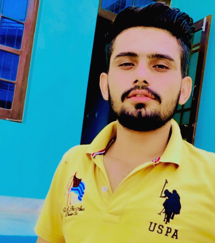 NavdeepKhatkar_'s tweet photo. Aashiq ne aashiqi kr lyi ae...  
#Trending #LateNightTwitter #RETWEEETME #FarmersProtest #fridaymorning https://t.co/mVImlbuaiK