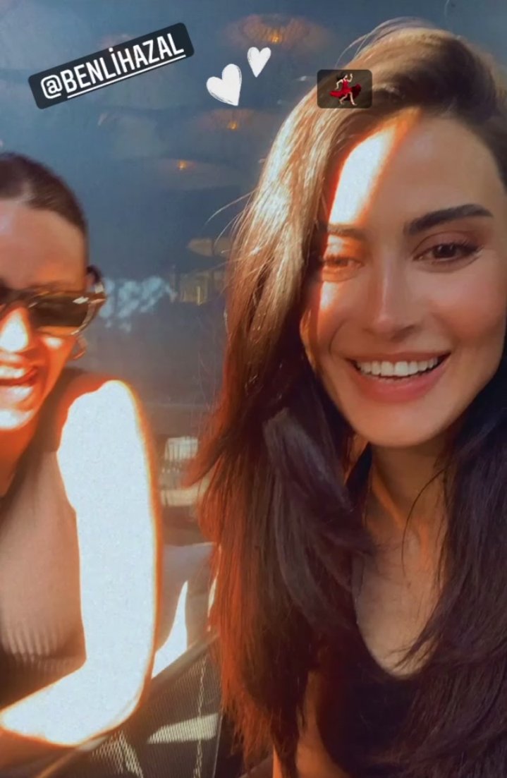 KurulusPics's tweet photo. Hazal Benli and Emel Dede #KuruluşOsman #hazalbenli #emeldede https://t.co/64jqjo1xgm