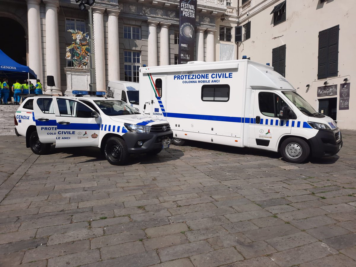 ComunediGenova's tweet photo. Il Comune di Genova ha vinto il bando promosso da Anci in accordo con il Capo del #DipartimentoProtezioneCivile e sarà dotato di una propria “#colonnamobile”
L’approfondimento 👉🏼 https://t.co/KsHsXNQOgy https://t.co/JA7uGvtoV7