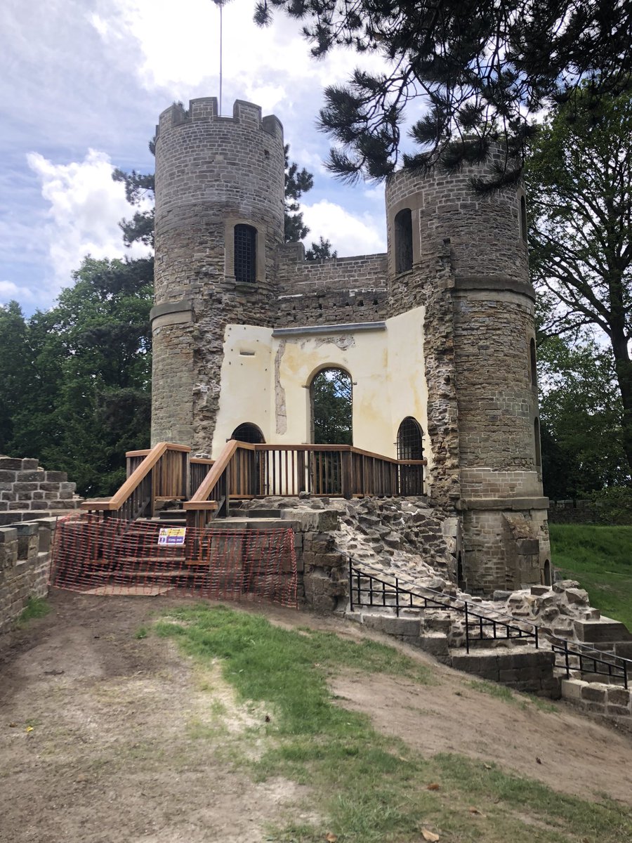 michael_teale's tweet photo. Last day on site what a gorgeous little folly in the grounds of Wentworth castle!
@hpruk https://t.co/y4wNoGR1i5