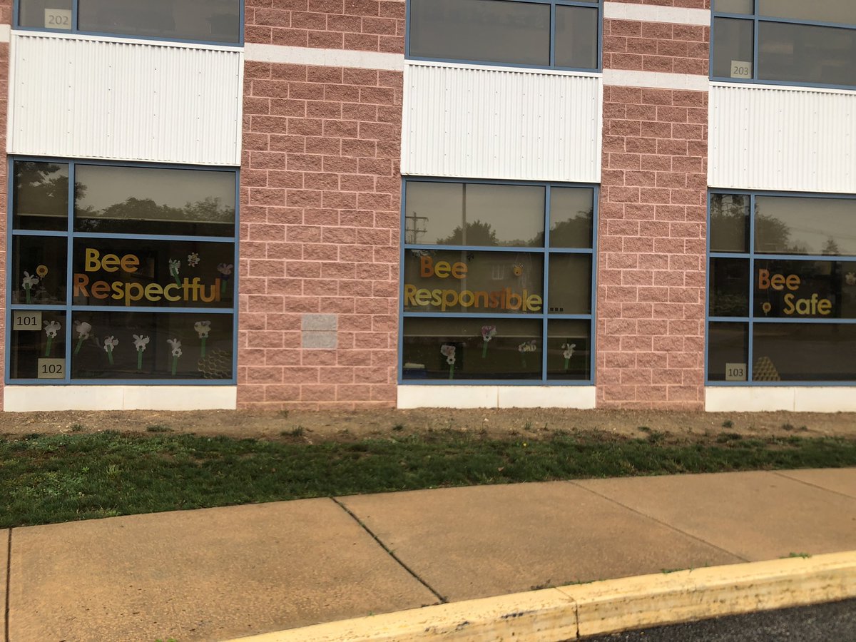 Ginnie Jones (Lee) tweet media