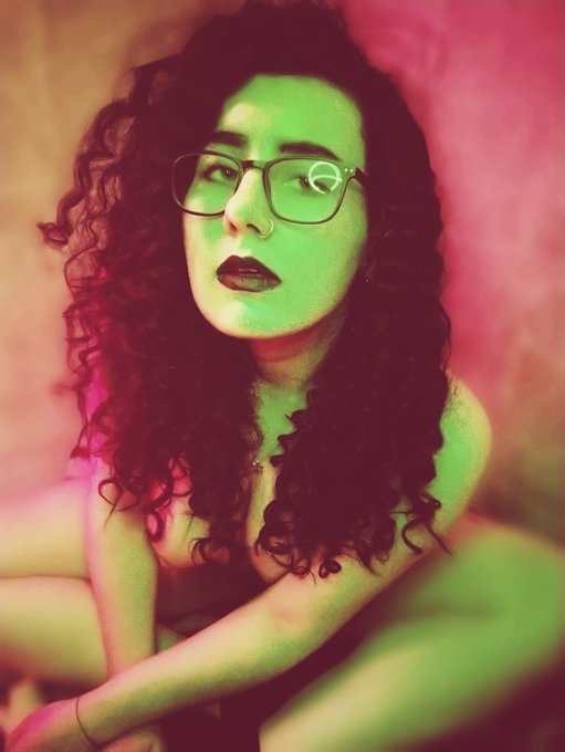 FREE FREE FREE  waiting only for u, babe   https://t.co/BudgmtmbS1 https://t.co/BudgmtmbS1 https://t<a href="/tag/findom"class="tags"><span>#findom</span></a><a href="/tag/findomgodess"class="tags"><span>#findomgodess</span></a>