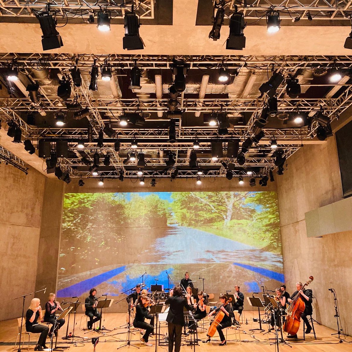 sinfoniavivauk's tweet photo. Weekly round up! What a week! Recordings @Nottm_Contemp @InspireYthArts @ReimagineDerby workshops, #ExtraOrdinarySV digi sessions in care homes, #SensoryMusic sessions, Sing Viva carers choir & the launch of #LeicsCreate with @leicsmusichub @OrchestrasLive @BBCCiN @ace_midlands https://t.co/NqyEGyRqPM