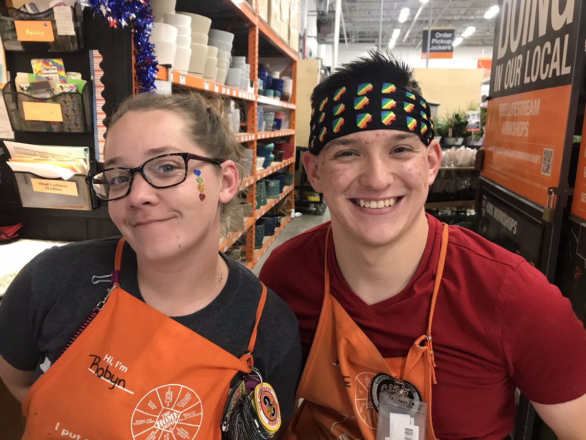 Pride month  - at 2683 
Showing our support 
🌈💜#pridefriday
<a href="/AndyShawTHD/">Andy Shaw</a> <a href="/RockwellRalph/">Ralph Rockwell</a> <a href="/TerriHu60685167/">Terri Hurley SASM 2683</a> <a href="/KBiII3/">Bill King</a> <a href="/whipplenh/">Donna Whipple</a>