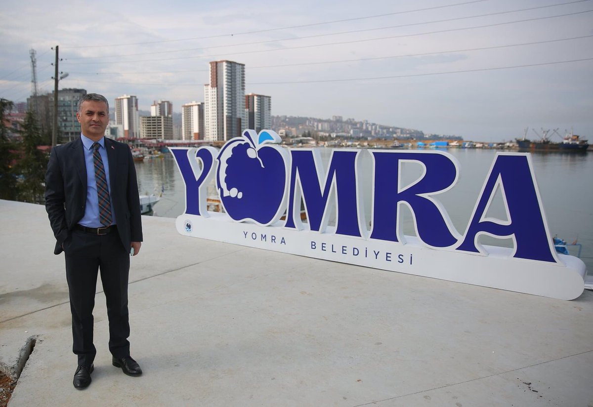 SalimEnsarioglu's tweet photo. Trabzon Yomra Belediye Başkanımız  @mustafabiyik61'ın silahlı saldırıya uğradığı haberini üzülerek öğrendim.
Bu elim olayı yara almadan atlatması bizleri sevindirdi. 
Alçak saldırıyı yapanları kınıyor,
Kendisine geçmiş olsun dileklerimi iletiyorum. https://t.co/tgzDJSpZDW