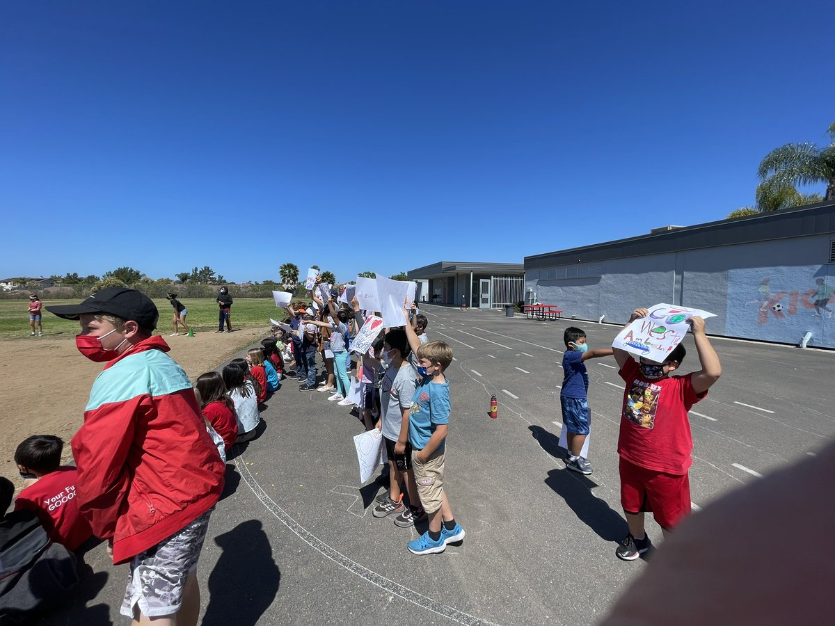 5th grade Kickball vs Westview Ambassadors 🙌ABES 11 Westview 5 . So much fun !@PrincipalZig <a href="/PowayUnified/">Poway Unified</a>