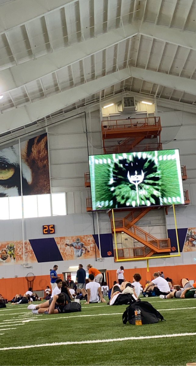 Christian Ellis tweet media