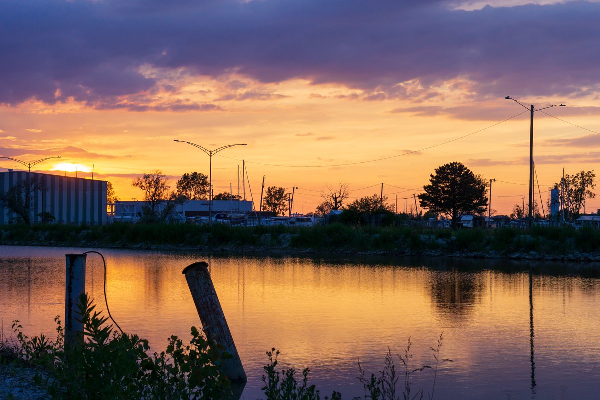 JRussPhoto's tweet image. An evening at the marina