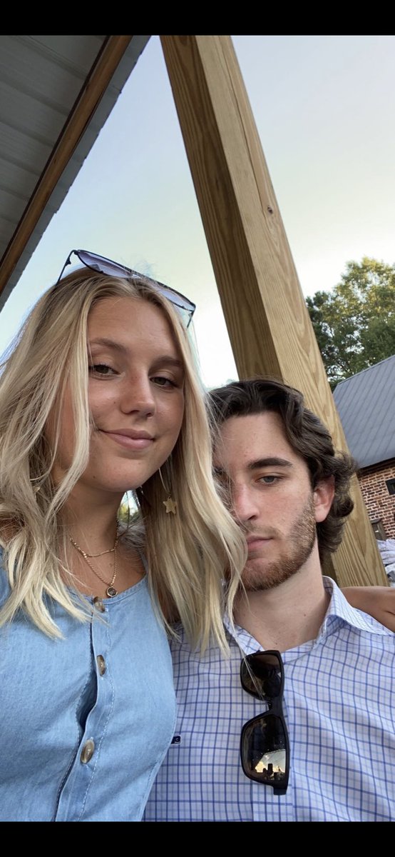 HMckoyy's tweet photo. almost one whole year w my favorite person. so thankful for you &amp; all that you do.🤍🤍 https://t.co/yXYMlRcWwK