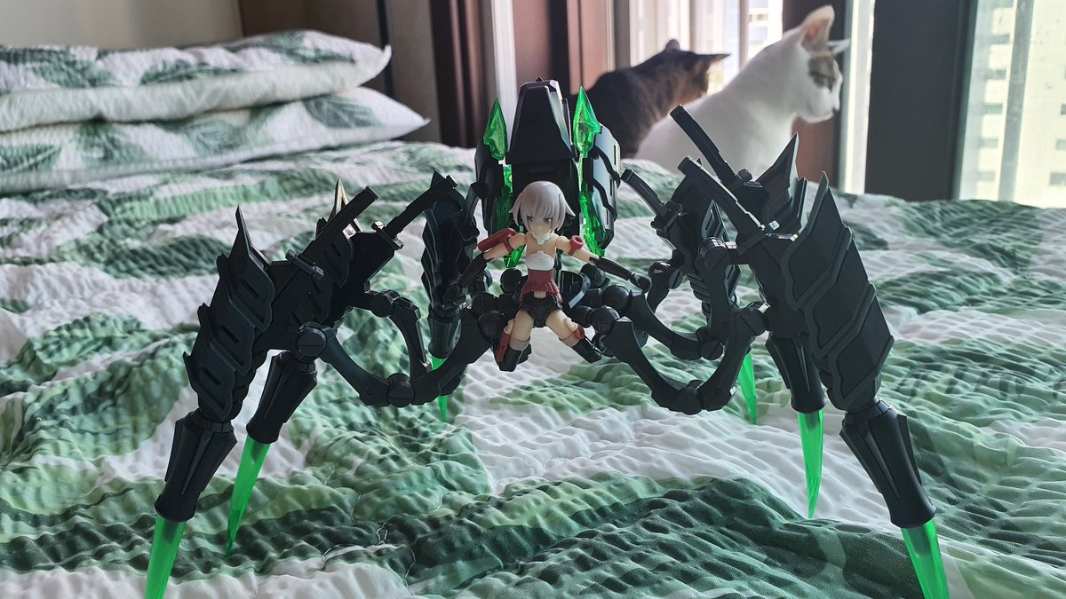 Dragnosh2's tweet photo. #handscale
#hexagear
#ヘキサギア
It's not hexa gear but it looks preety good for hexa world. https://t.co/ov2NsCTlJn