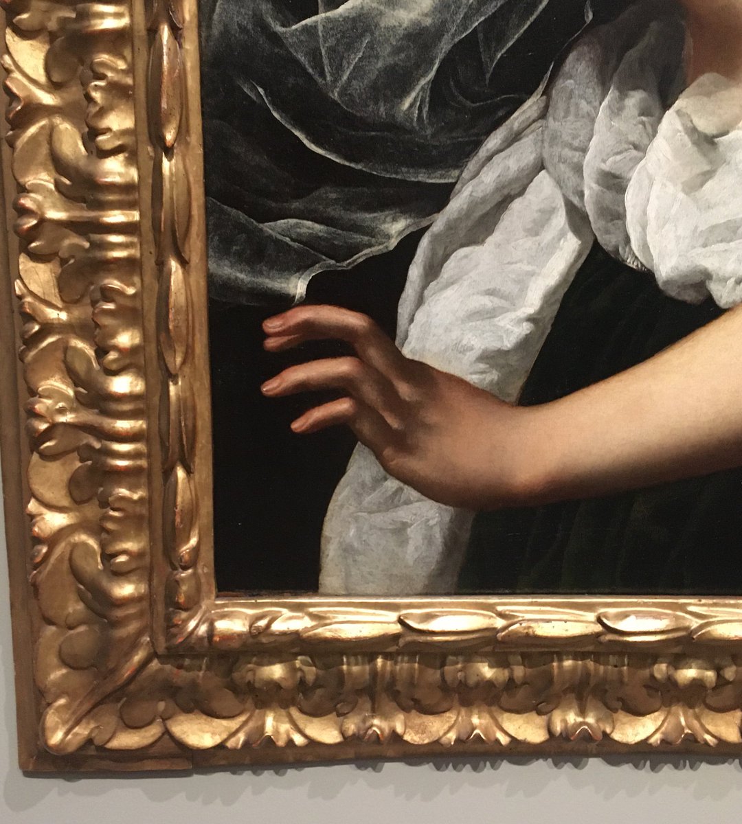 LisaBoutin's tweet photo. Newly-acquired “Lucretia” by Artemisia Gentileschi is now on display in the Getty Center East Pavilion downstairs. Very beautiful, but lower hand is a bit oddly painted (repainted?) #artemisiagentileschi https://t.co/vBanZSy3ZS