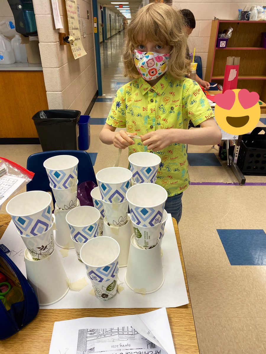 MosaicES_STEAM's tweet image. 2nd grade architecture projects! @FCPSSTEAM @MWES_mrsjahnke @andreabeaty @zahahadiddesign #iteachsteam #stemeducation