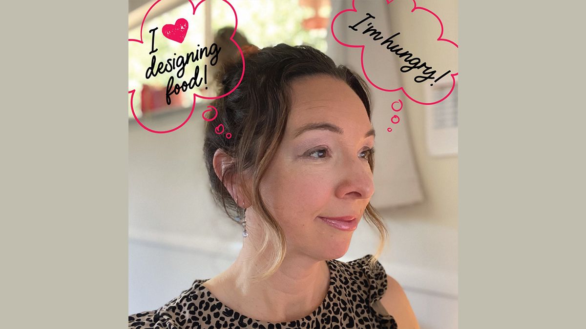 JennDavidDesign's tweet photo. Things that go through my head while I work... Working in food, I *always* crave what I’m working on! Thankful to partner with brands that make incredible food and are generous in sending samples, hehe! ☺️🤤
#foodbrand #fooddesign #packagedesigner #branddesign #design https://t.co/HpRdYD9692