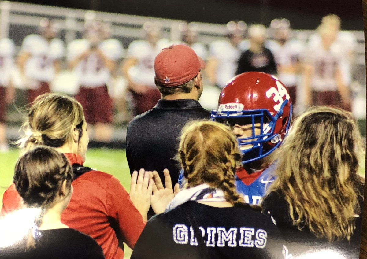 courtney9ATC's tweet photo. Thank you Webo Nation for an amazing ride over the last three years! The student trainers, athletes, parents, &amp; coaches have treated me with the upmost respect. I am grateful to have been on your sidelines. Monday, I become a Tri-West Bruin. ❤️💙 https://t.co/FuvXHgUgM5