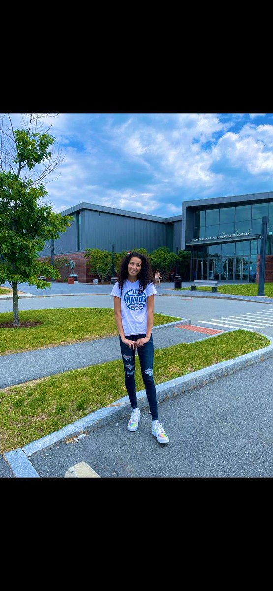 I had a wonderful unofficial visit at The College of the Holy Cross! Thank you so much <a href="/HCrossWBB/">Holy Cross Women's Basketball</a> coaches and staff for being so welcoming and giving me a tour of your beautiful campus!!
