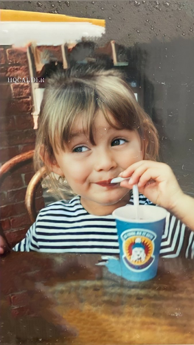 alwaysUeleanor's tweet photo. DON'T TOUCH ME 🤏🤏🤏🤏 https://t.co/8e4ib992HM