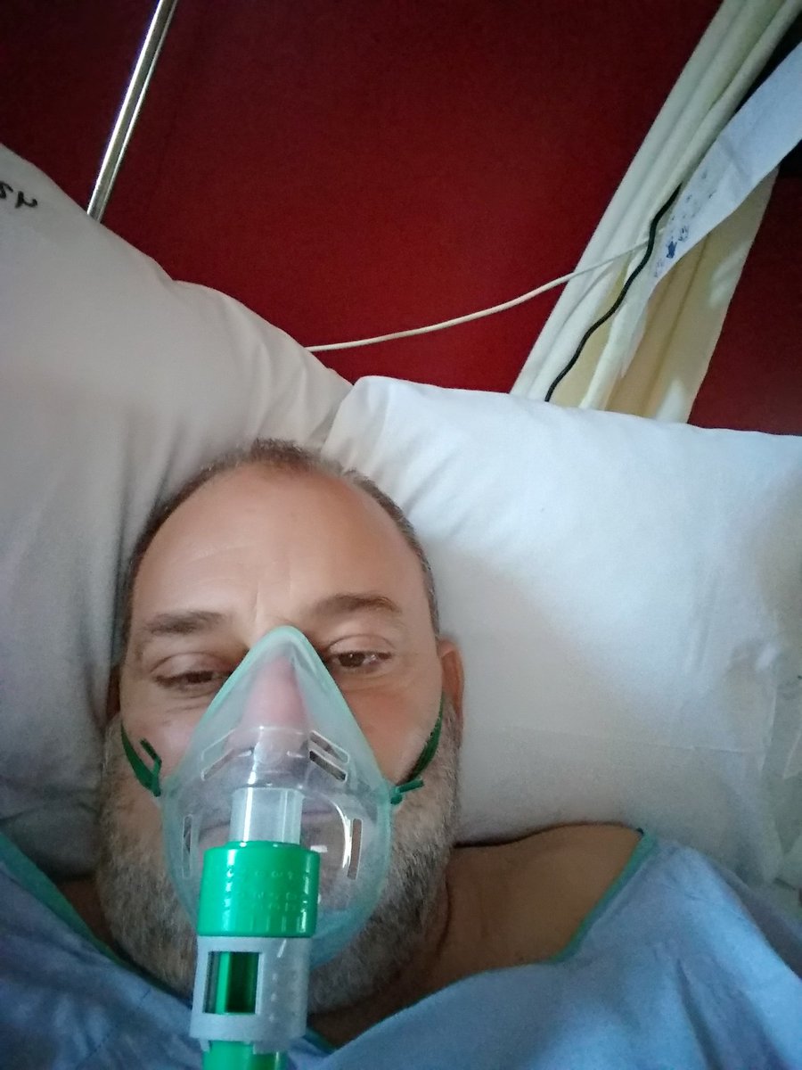 simoninfesta's tweet photo. Pues mi primer día ingresado
Ojalá no empeore
Puta incertidumbre https://t.co/BDujJLVSr0