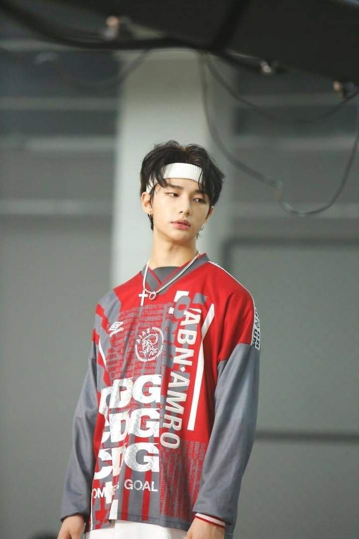 Ale83724752's tweet photo. #WhereIsHyunjin 
#WeMissHyunjin 
#JypExplain 
#JYPE_Bring_Hyunjin_Back 
@Stray_Kids @followjyp https://t.co/CxP1tkKTs3