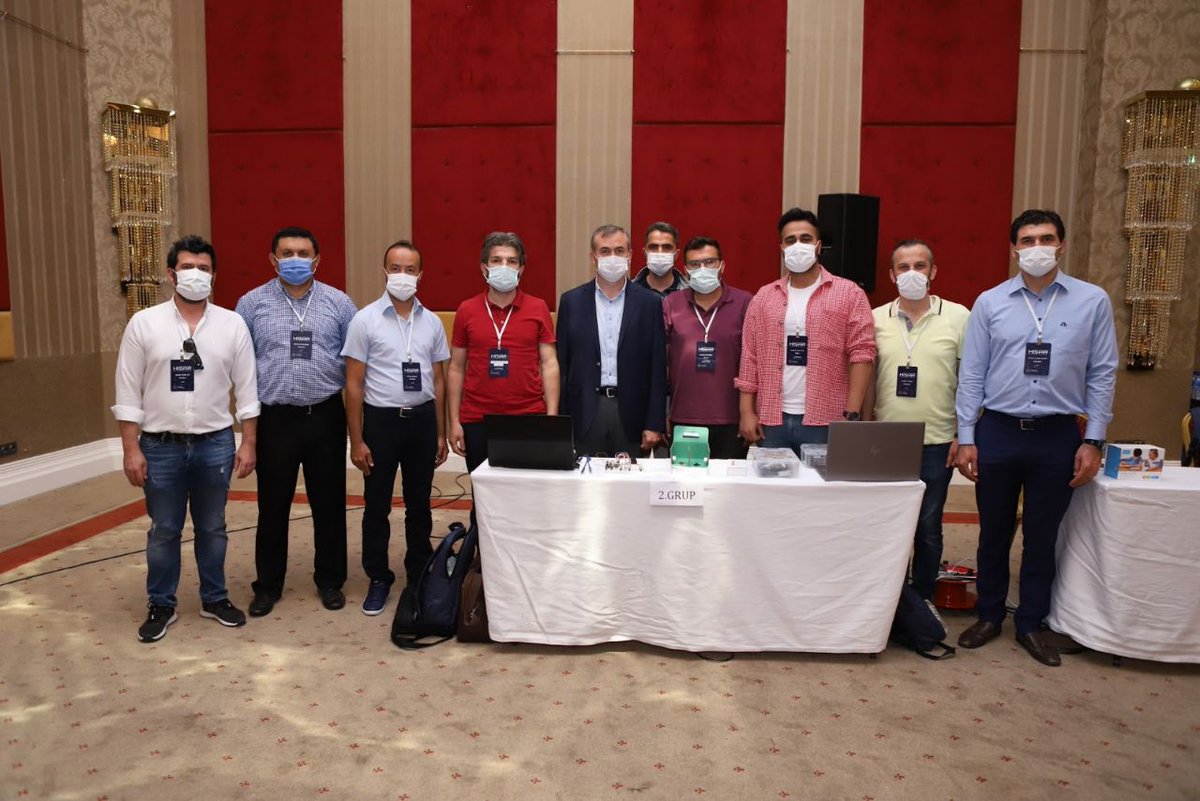 Her gün daha ileriye ...
7-11 Haziran Grubumuz 
ekip çalışmaları yaparak ileri seviye 25 özgün ;
temel düzeyde 33 inovatif proje sunarak eğitimi başarıyla tamamladılar kendilerini tebrik ediyoruz.
#hisarprojesi sahada emin ellerde... 
<a href="/ugur_tecir/">Uğur Tecir</a> 
<a href="/yilmaznazif/">Nazif Yılmaz</a> 
<a href="/meb_dinogretimi/">MEB Din Öğretimi Genel Müdürlüğü</a>