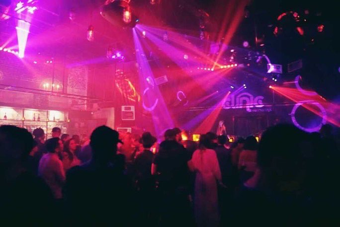 KMLN providing the vibes back in 2019 🙌🏼 

Back next week for our first #ClinicWednesday of the year. Tickets in bio!