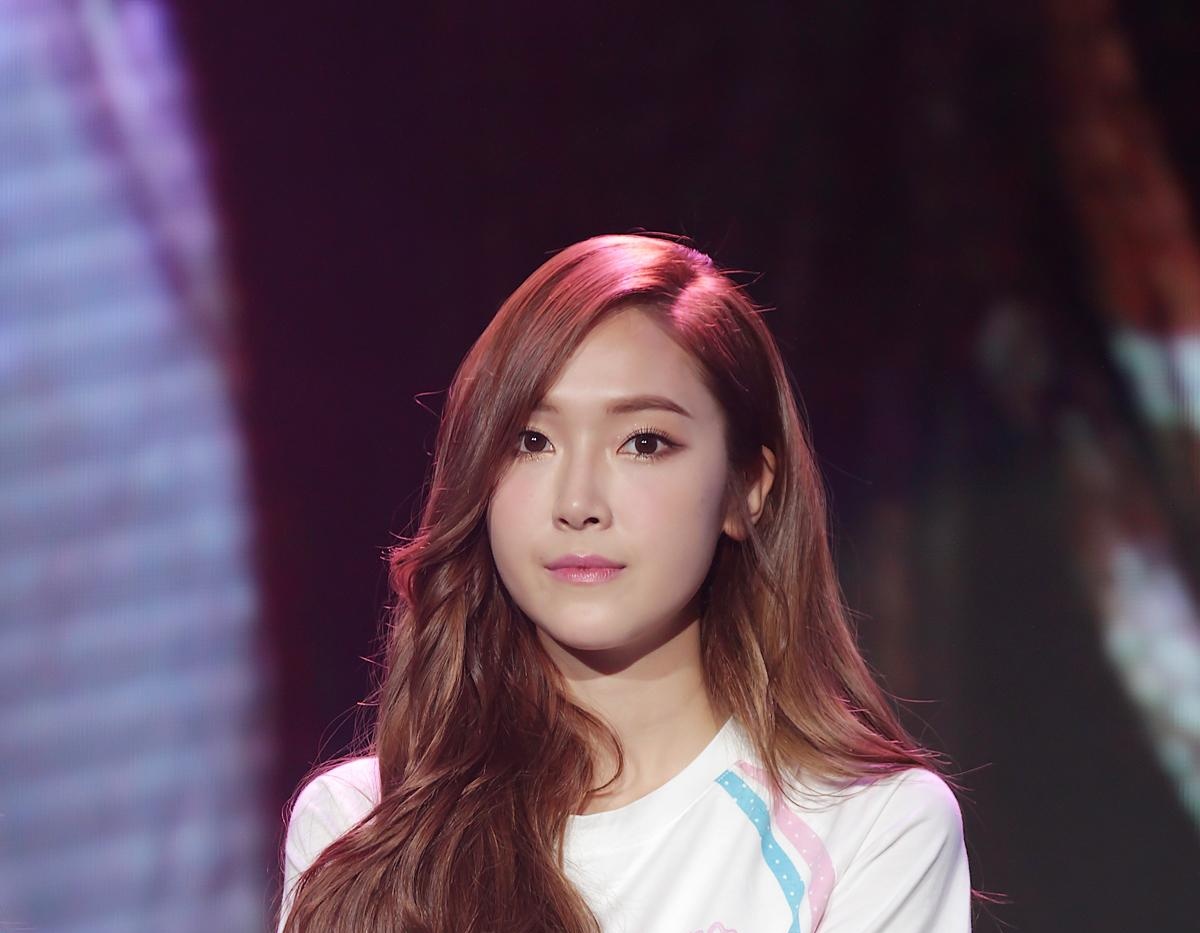 How SM blacklisted Jessica Jung and tried to ruin her career: a very long, very much needed thread