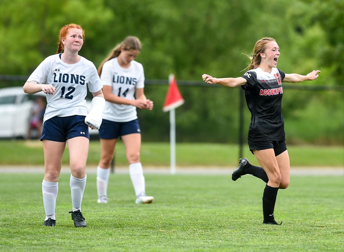 mattcoss78's tweet photo. This was not the most talented or most explosive soccer team Assumption has had in the past decade. It might have been the most resilient.

The gamer on Assumption's fifth straight Class 1A girls state soccer title:

Photos: @MegMcLaughlinDA

https://t.co/1ylDlQVQli

#iahssoc https://t.co/9WIfjv4GKE