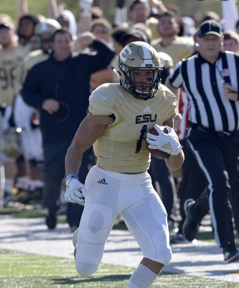 Greyson Holbert (@greysonholbert) on Twitter photo Blessed to receive my first offer from Emporia State University!
#StingersUp
<a href="/CoachGHiggins/">Coach Higgins</a> <a href="/CoachTeeHarris/">Tyler Harris</a> <a href="/CoachATerrell/">Allen Terrell</a> <a href="/TopSpeedLLC/">Joseph Potts</a> Blessed to receive my first offer from Emporia State University!
#StingersUp
<a href="/CoachGHiggins/">Coach Higgins</a> <a href="/CoachTeeHarris/">Tyler Harris</a> <a href="/CoachATerrell/">Allen Terrell</a> <a href="/TopSpeedLLC/">Joseph Potts</a>